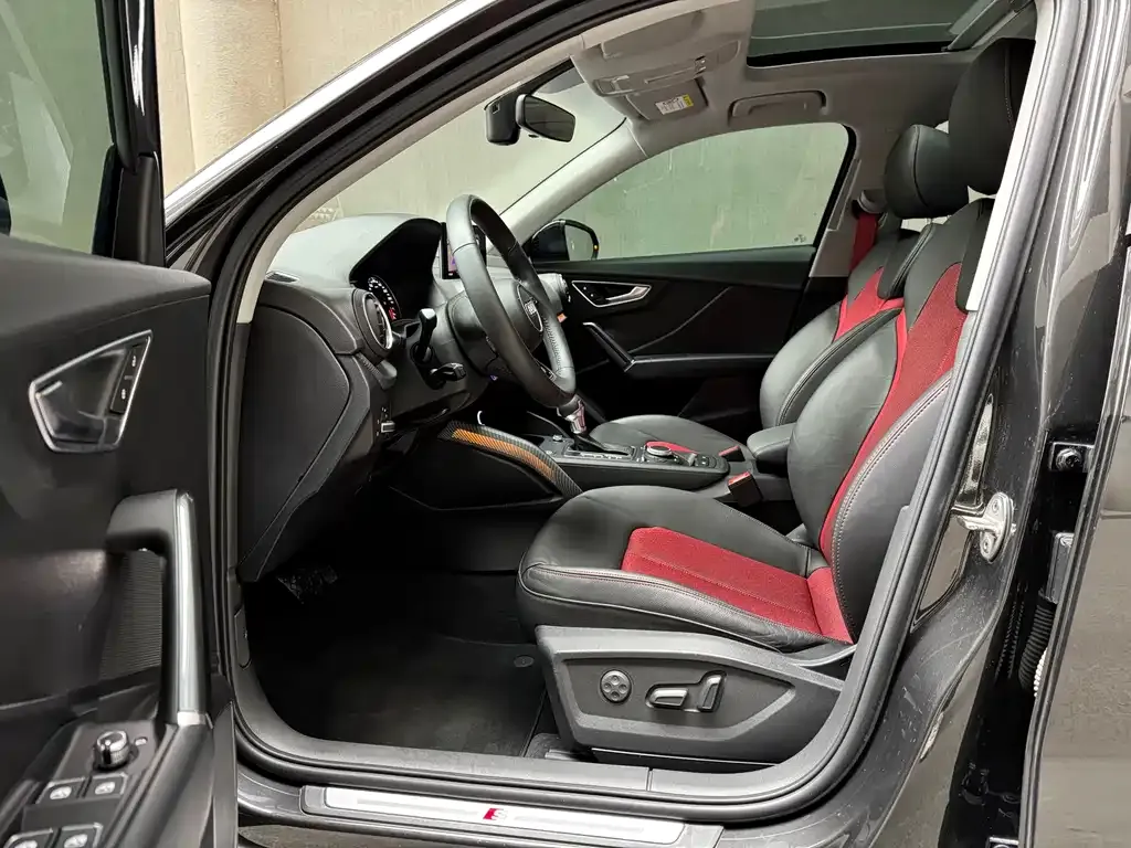 Audi Q2L 2022 из CN, фото 10
