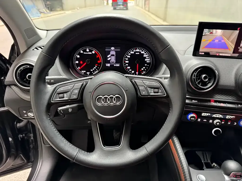 Audi Q2L 2022 из CN, фото 7