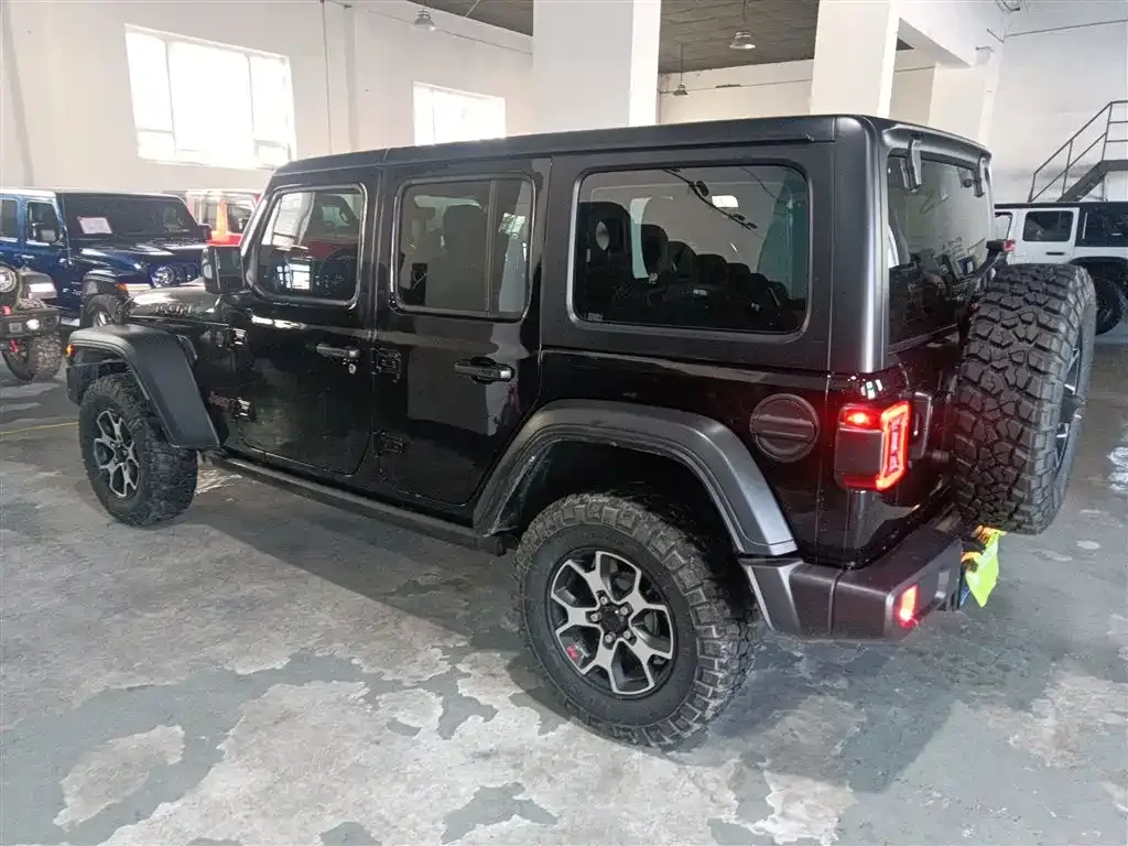 Jeep Wrangler 2022 из CN, фото 6