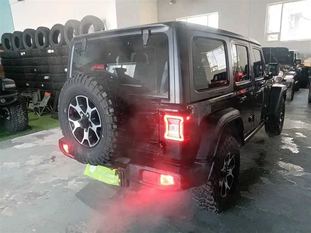 Jeep Wrangler 2022 из CN, фото 8