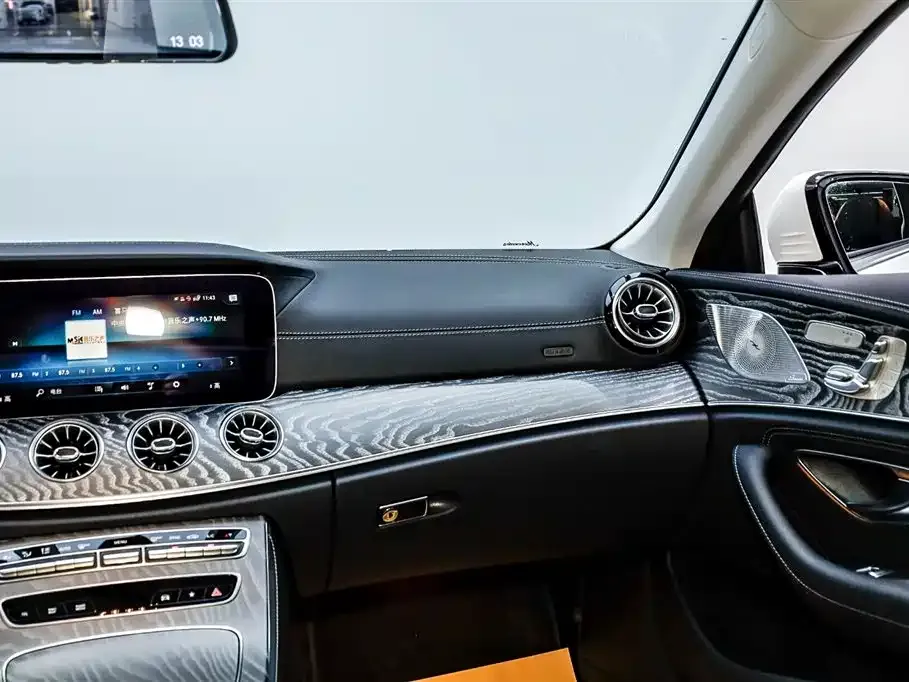 Mercedes-Benz CLS 2023 из CN, фото 3