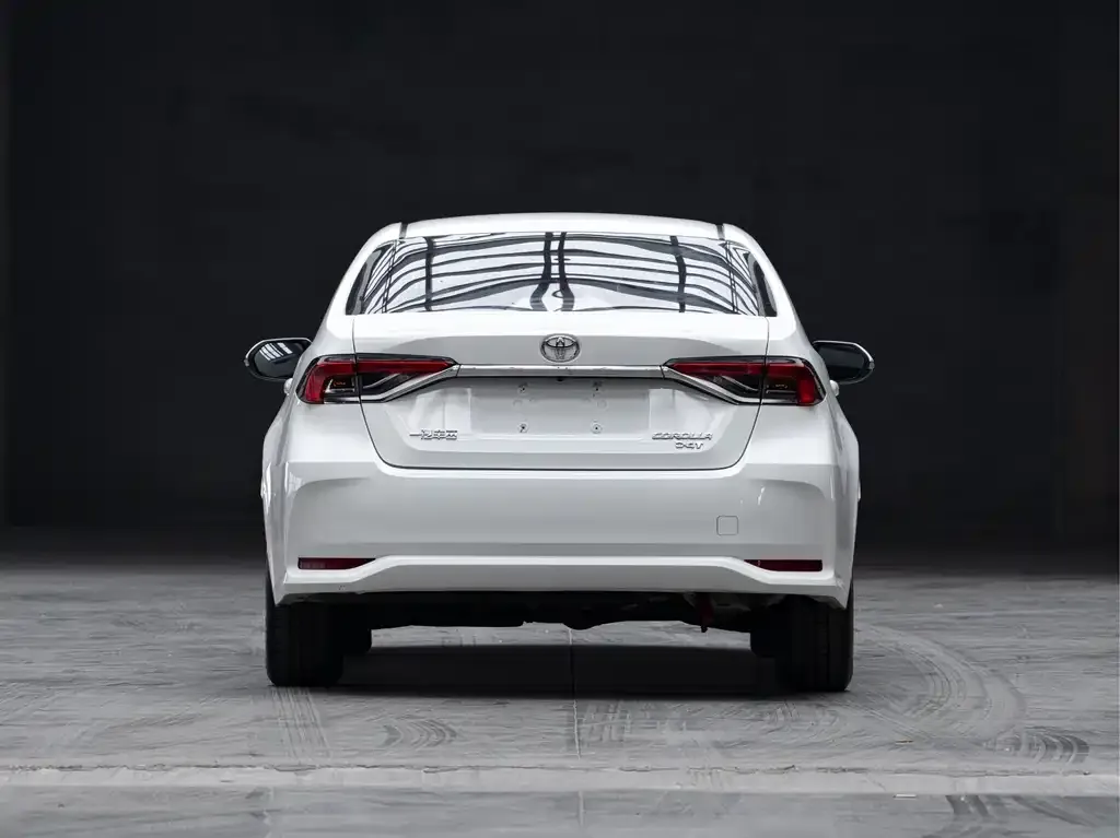 Toyota Corolla 2023 из CN, фото 8