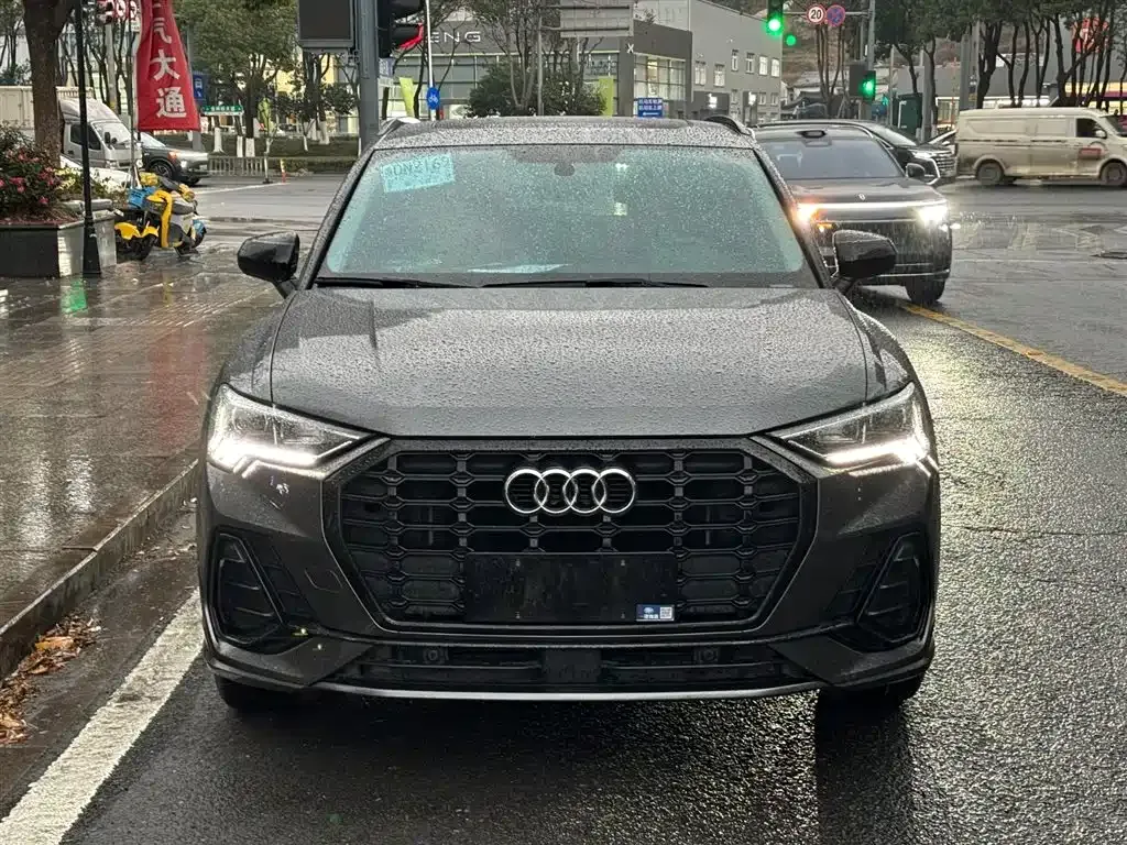 Audi Q3 — фото 8