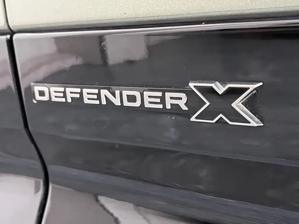 Land Rover Defender — фото 4