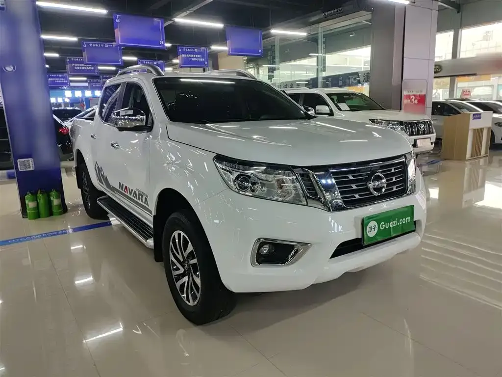 Nissan Navara 2022 из CN, фото 9