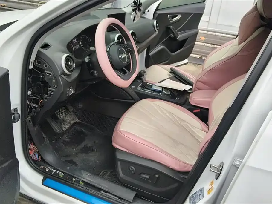 Audi Q2L 2023 из CN, фото 8