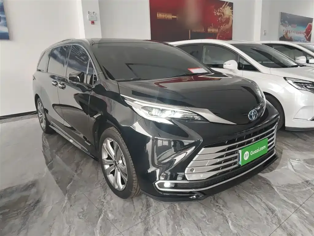 Toyota Sienna 2024 из CN, фото 8
