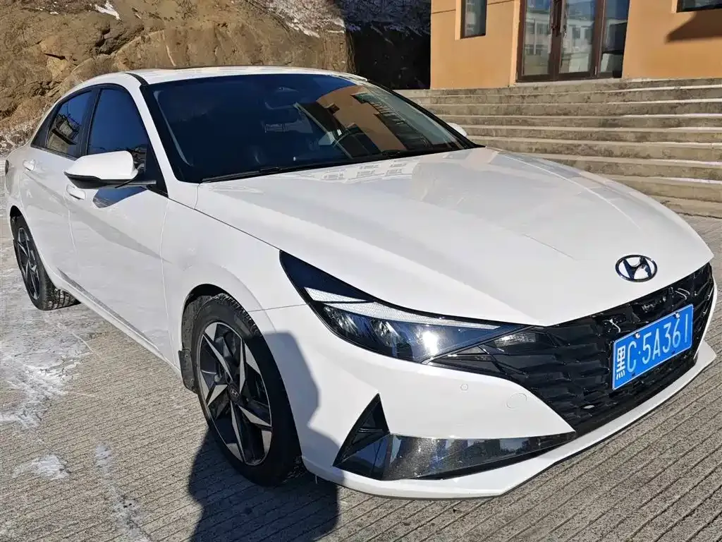 Hyundai Elantra 2023 из CN, фото 4
