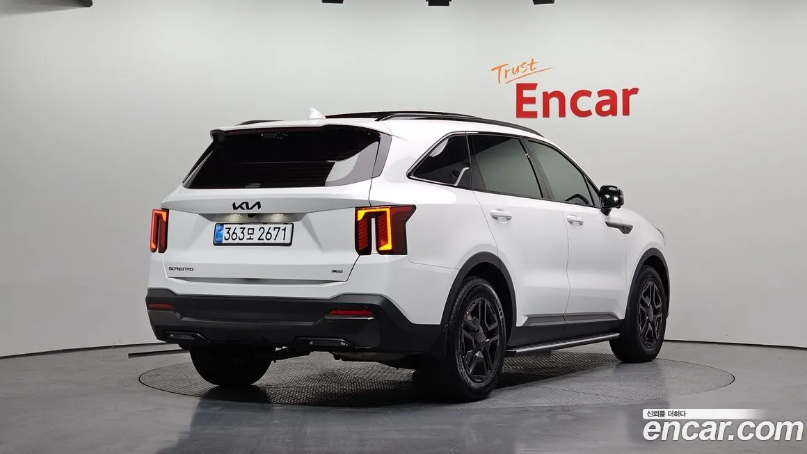 Kia Sorento — фото 8