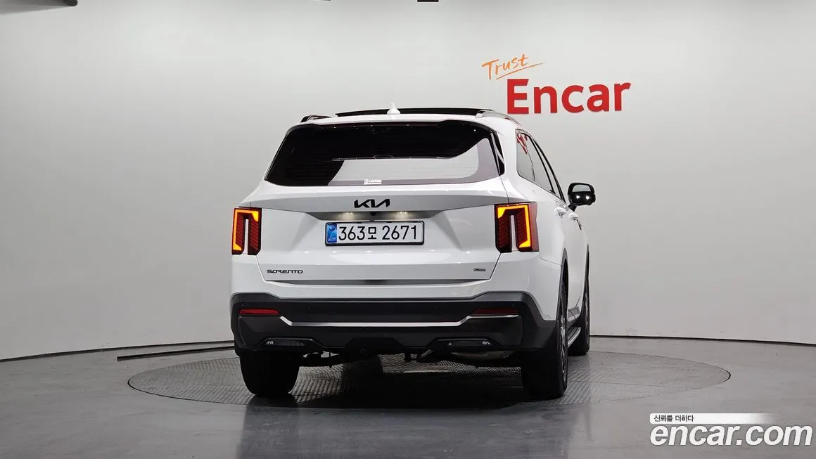 Kia Sorento — фото 6
