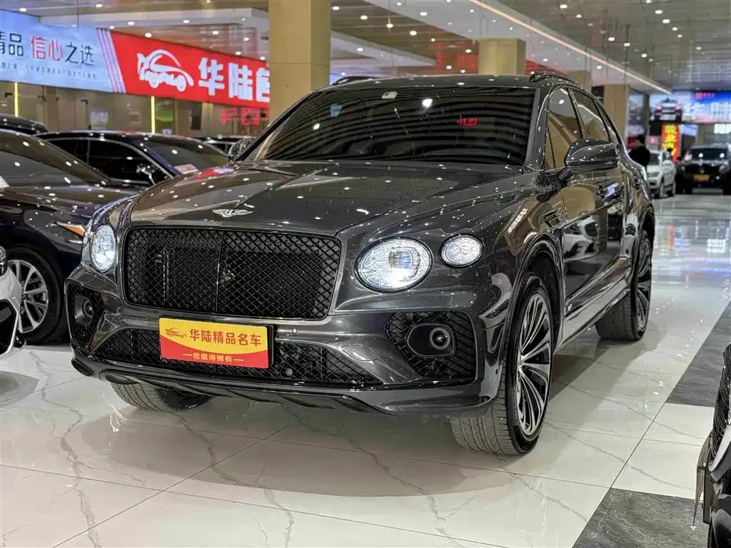 Bentley Bentayga 2021 из CN, фото 1