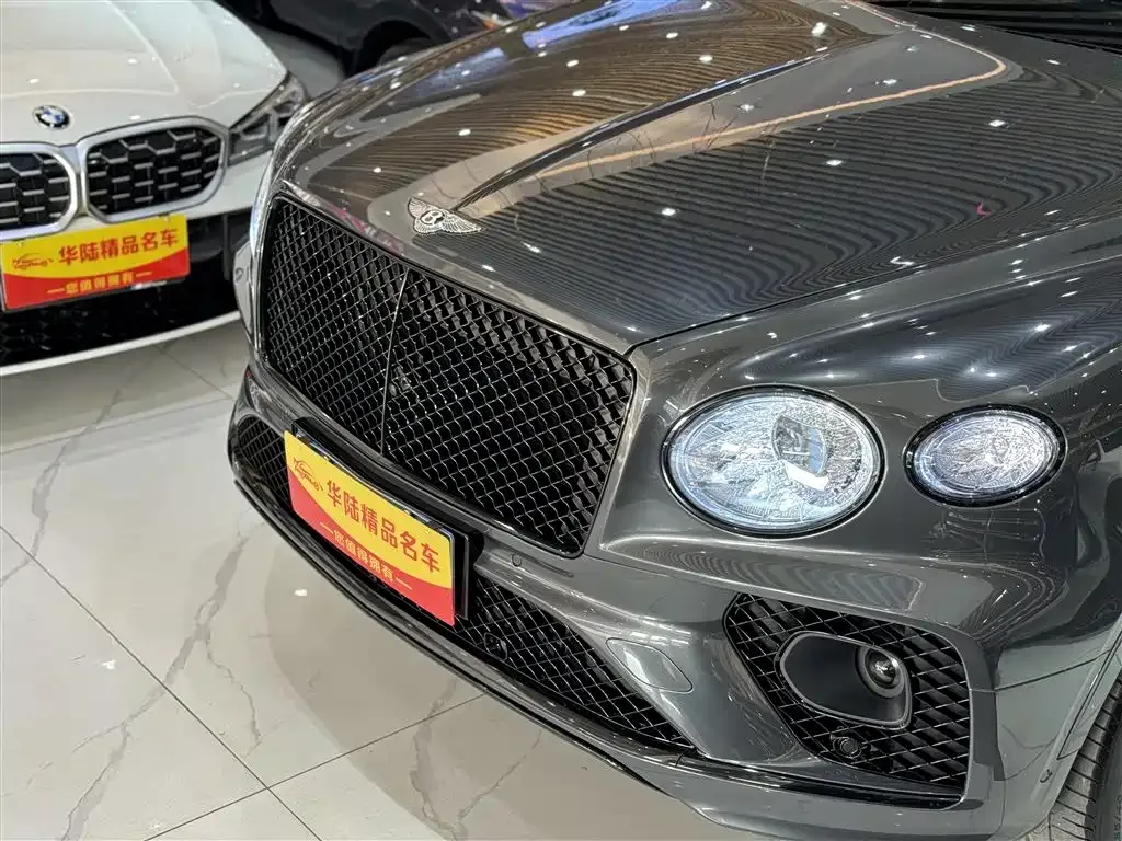 Bentley Bentayga 2021 из CN, фото 9