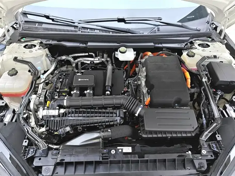 BYD Seal 07 DM-i — фото 10