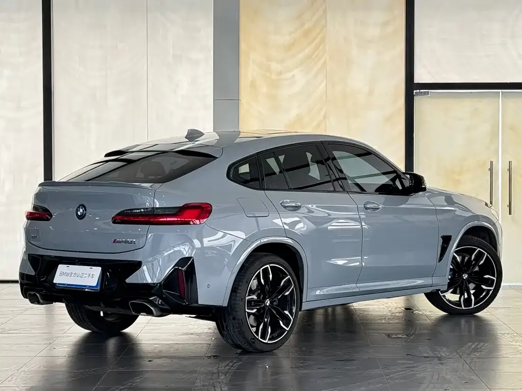 BMW X4 M40i 2024 из CN, фото 3