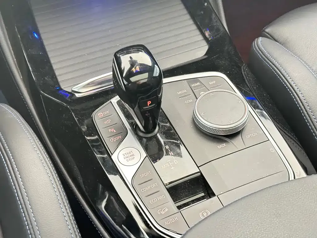 BMW X4 M40i 2024 из CN, фото 4