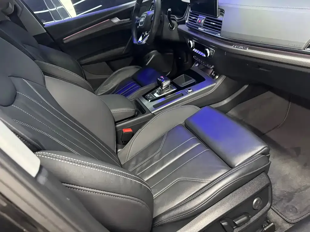 Audi Q5L 2022 из CN, фото 10