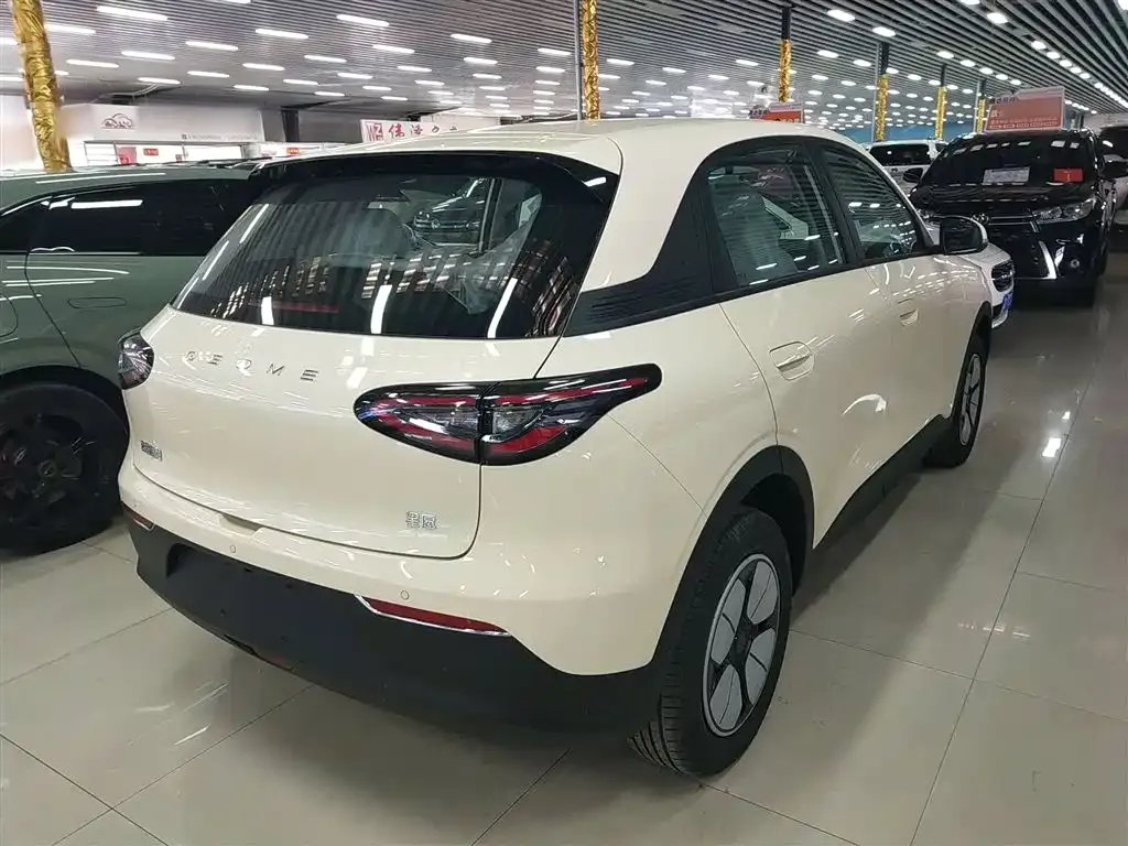 Geely Starburst — фото 9