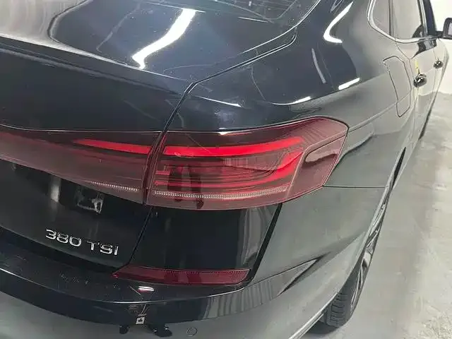 Volkswagen Passat 2024 из CN, фото 8