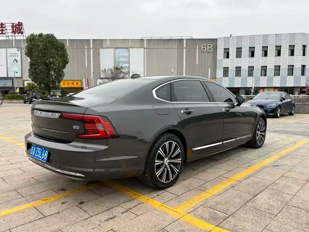 Volvo S90 — фото 4
