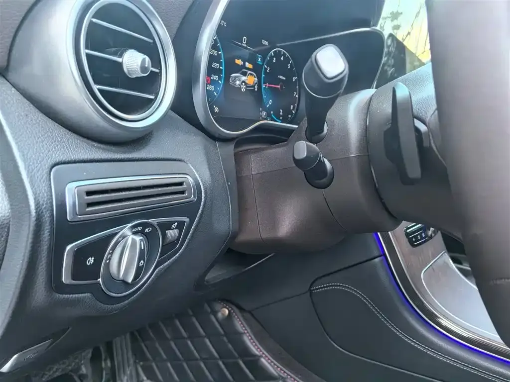Mercedes-Benz GLC 2022 из CN, фото 5