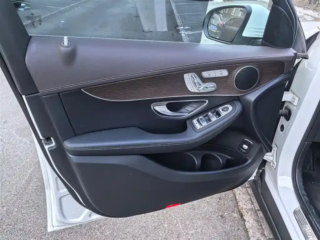 Mercedes-Benz GLC 2022 из CN, фото 9