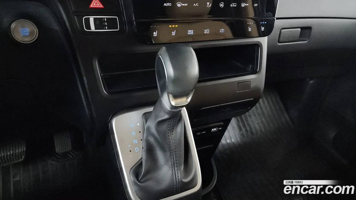 Hyundai Staria — фото 4