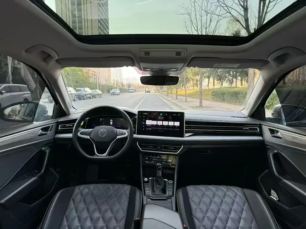 Volkswagen Sagitar 2023 из CN, фото 4