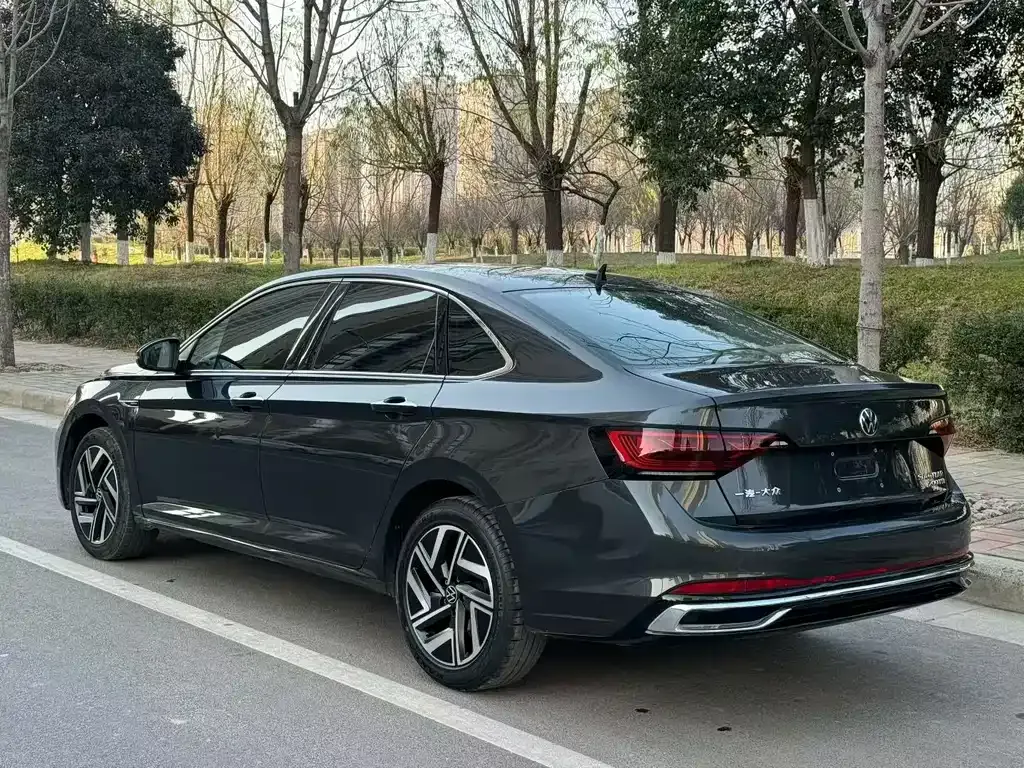 Volkswagen Sagitar 2023 из CN, фото 5