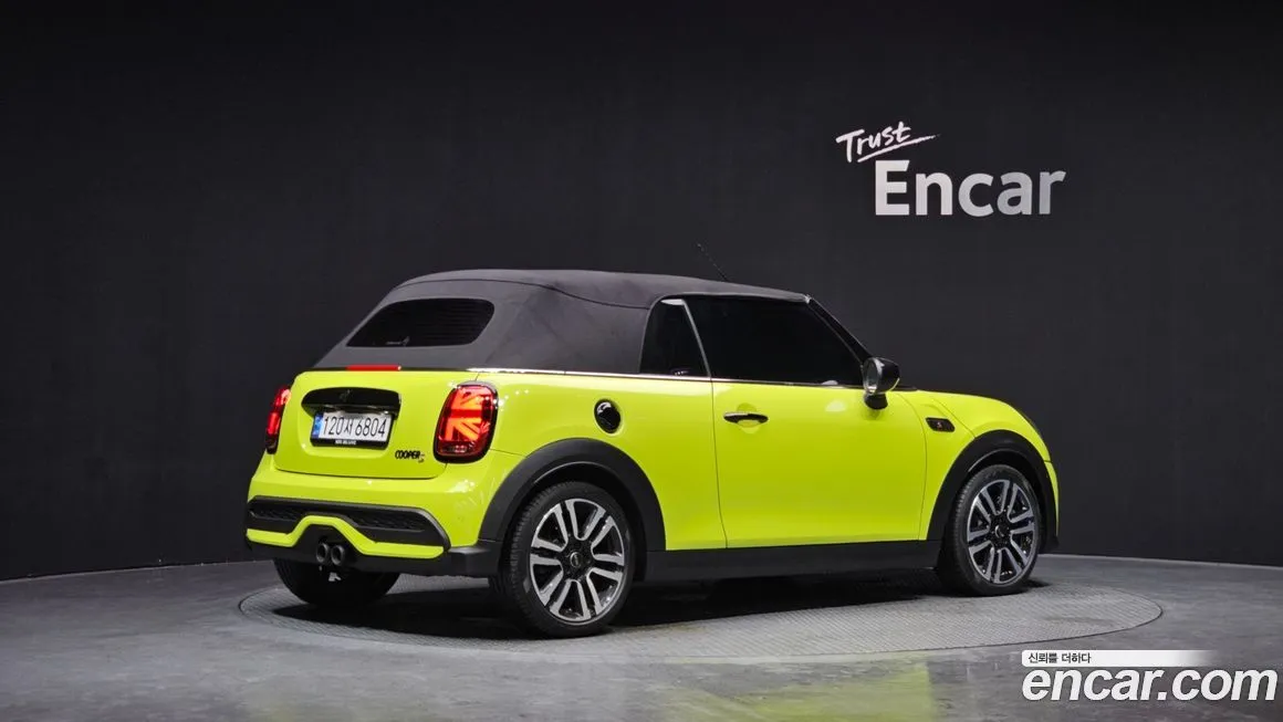 Mini Cooper Convertible — фото 3