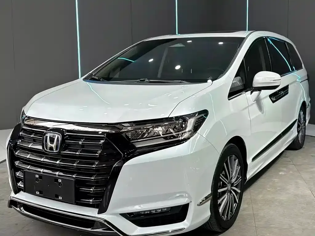 Honda Elysion 2023 из CN, фото 1