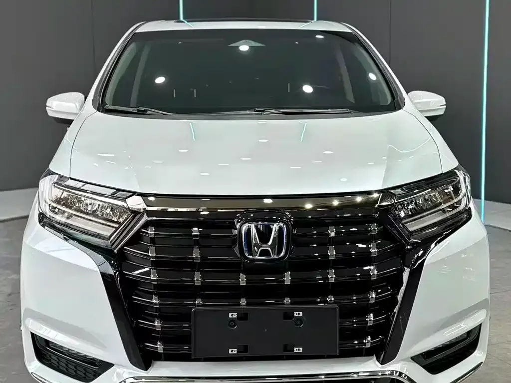Honda Elysion 2023 из CN, фото 6