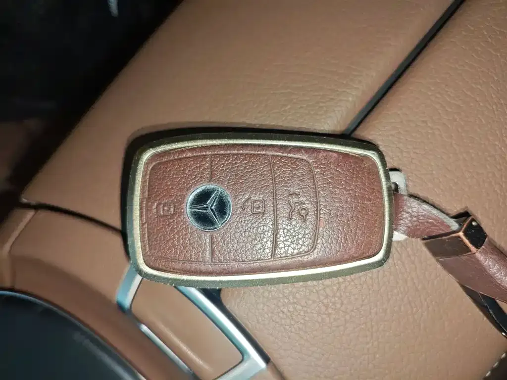 Mercedes-Benz E-Class 2023 из CN, фото 4