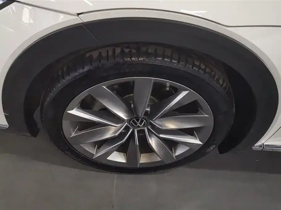 Volkswagen CC 2022 из CN, фото 5