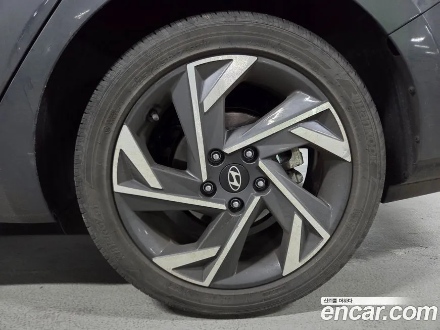 Hyundai AVANTE — фото 6