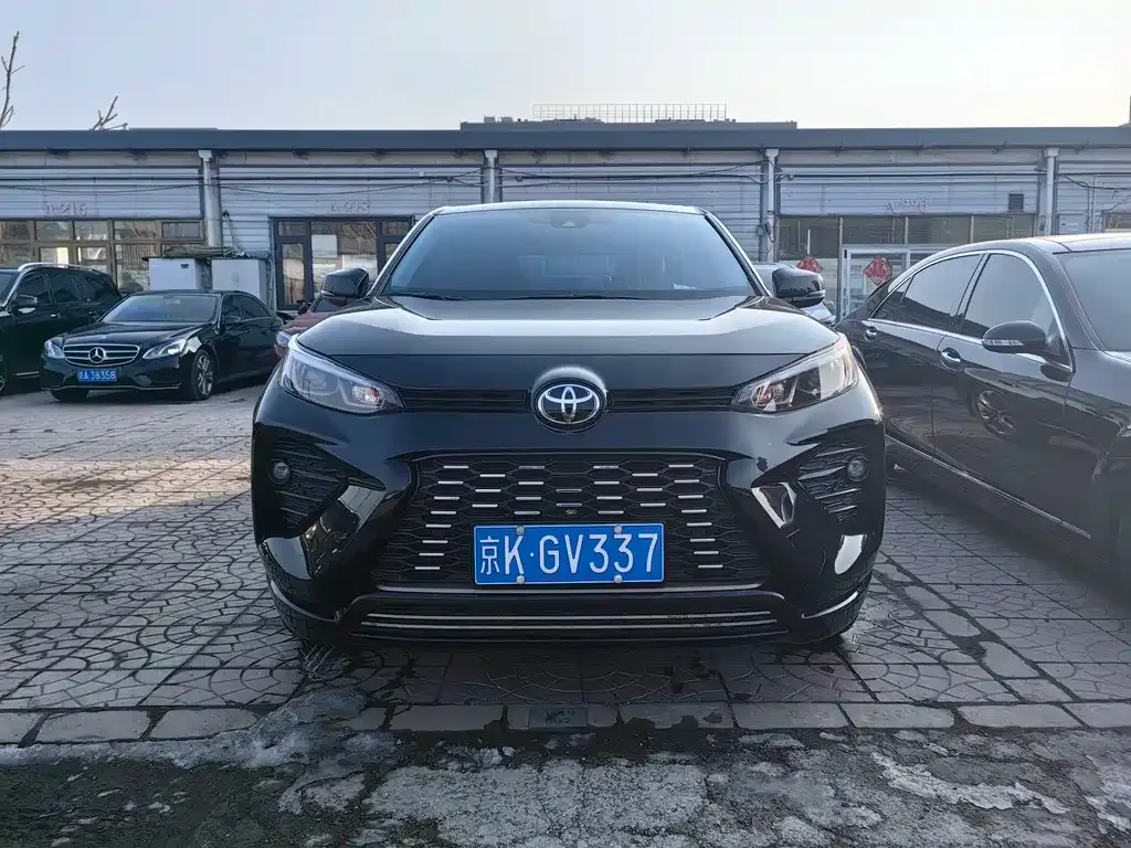 Toyota Wildlander 2023 из CN, фото 4
