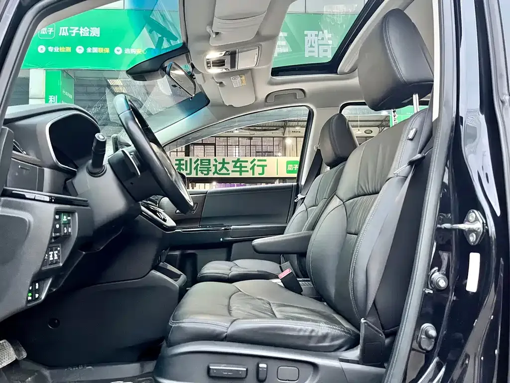 Honda Odyssey 2022 из CN, фото 4