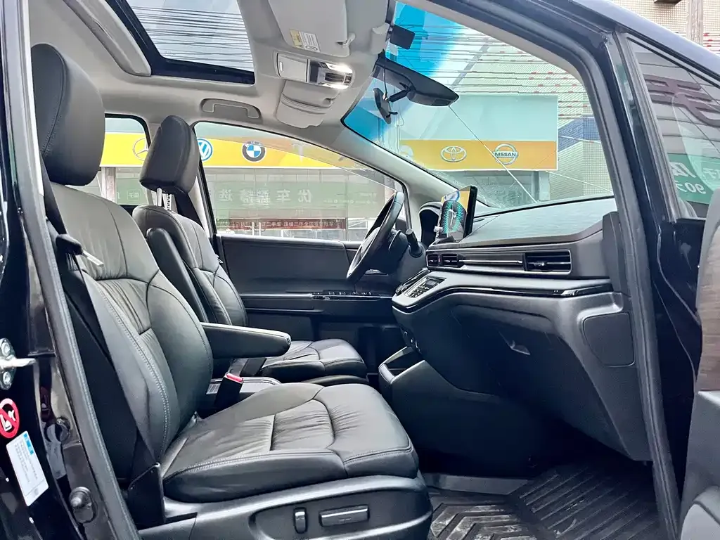 Honda Odyssey 2022 из CN, фото 5