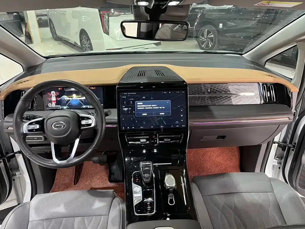 GAC Motor Trumpchi M8 — фото 2
