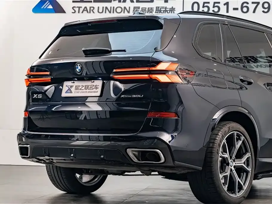 BMW X5 — фото 9