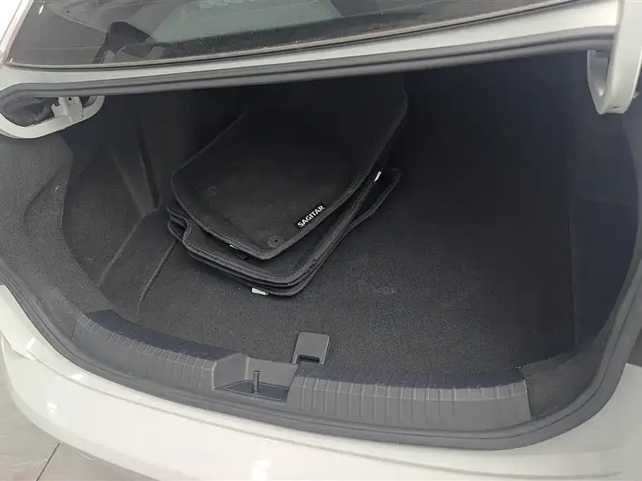 Volkswagen Sagitar 2022 из CN, фото 4