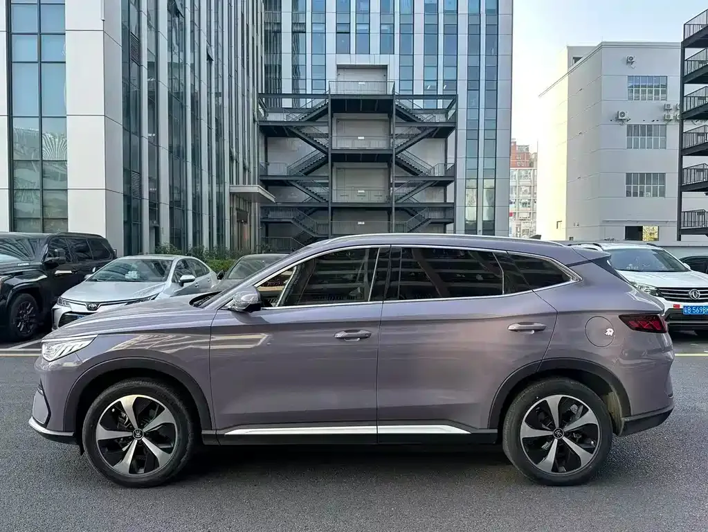 BYD PLUS New Energy — фото 6