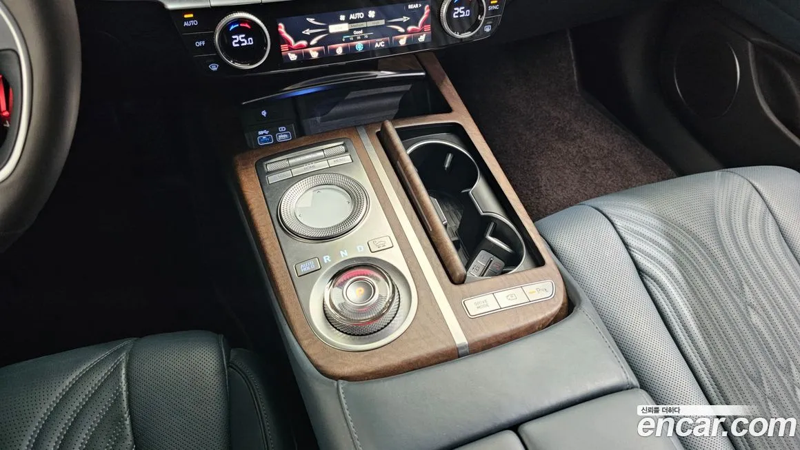 Genesis G80 — фото 10