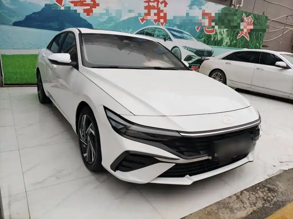 Hyundai Elantra 2024 из CN, фото 7