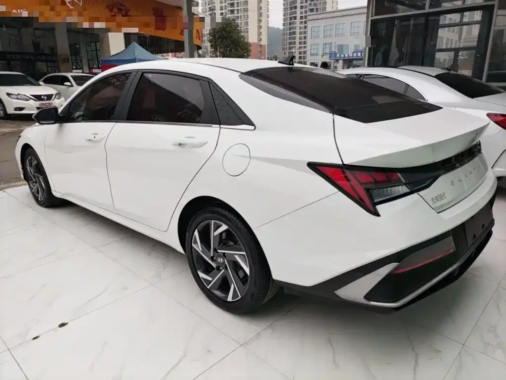 Hyundai Elantra 2024 из CN, фото 3
