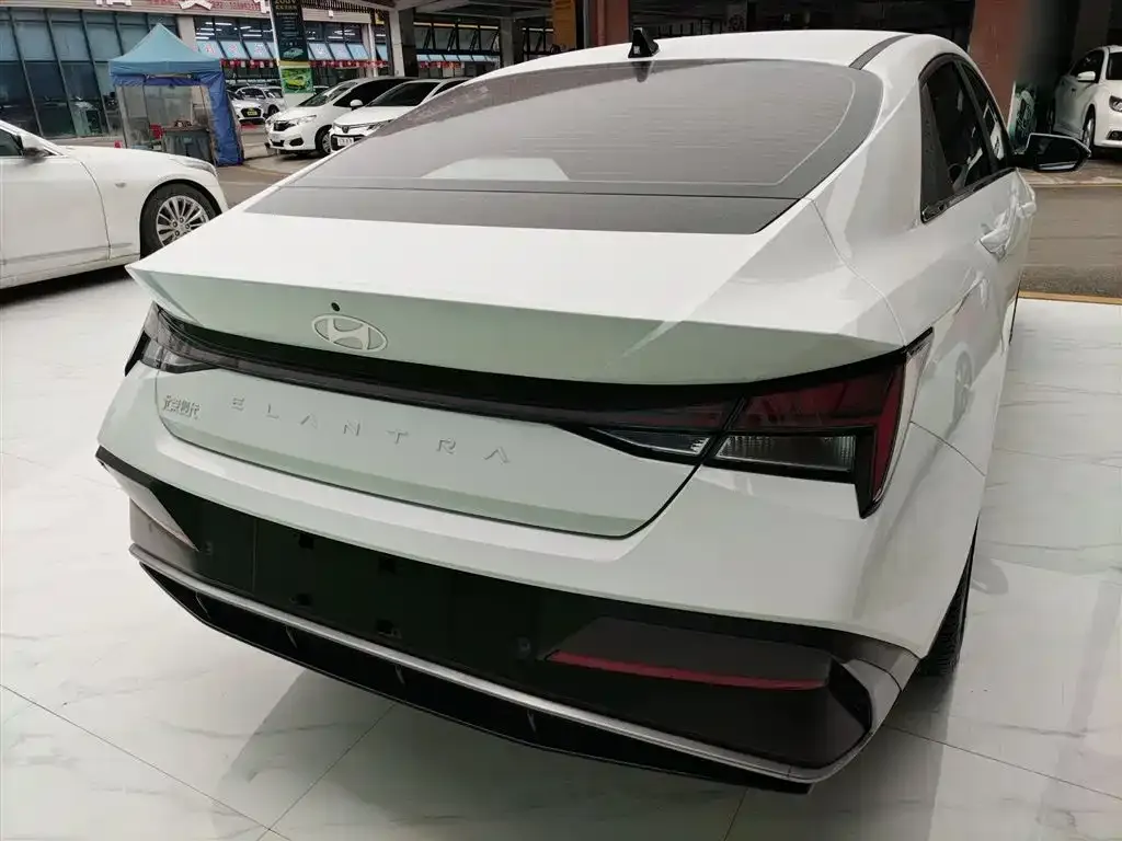 Hyundai Elantra 2024 из CN, фото 6