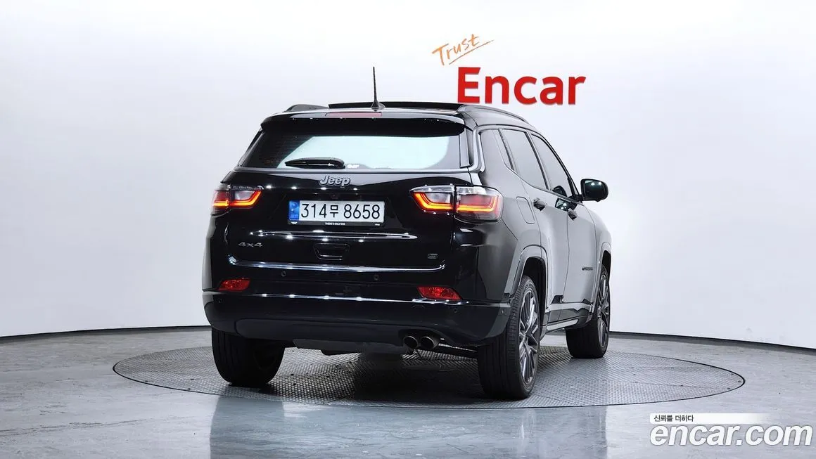 Jeep Compass 2022 из KR, фото 4
