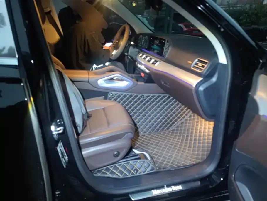 Mercedes-Benz GLS 2024 из CN, фото 9