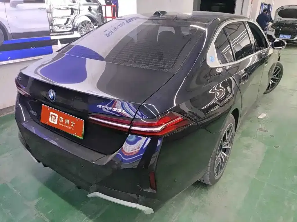BMW i5 2024 из CN, фото 3