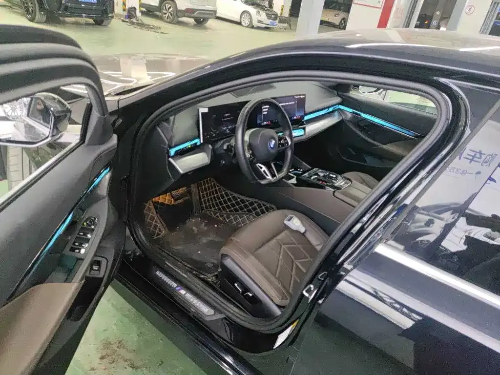 BMW i5 2024 из CN, фото 5