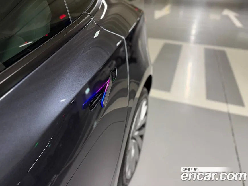 Tesla Model 3 — фото 3